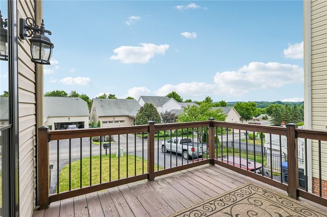 360 Wealdstone Rd, Cranberry Twp, PA 16066