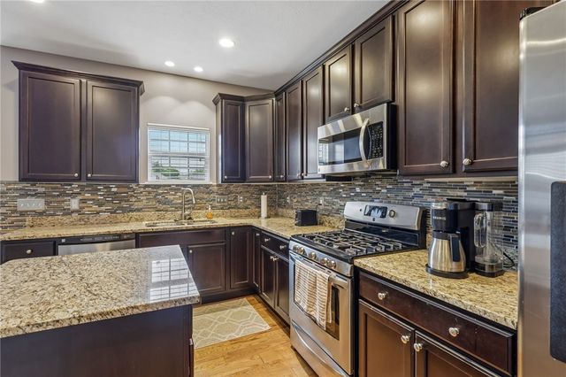 360 Wealdstone Rd, Cranberry Twp, PA 16066