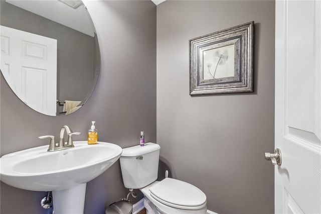 360 Wealdstone Rd, Cranberry Twp, PA 16066