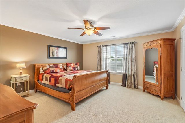 360 Wealdstone Rd, Cranberry Twp, PA 16066