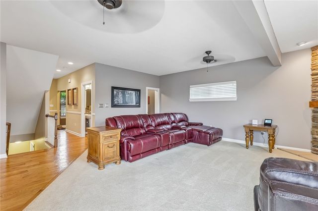 360 Wealdstone Rd, Cranberry Twp, PA 16066
