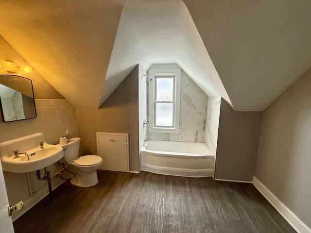 1310 Monroe AVENUE, South Milwaukee, WI 53172