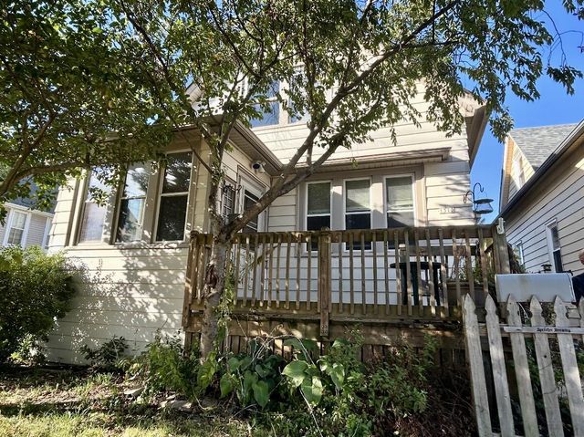 1310 Monroe AVENUE, South Milwaukee, WI 53172