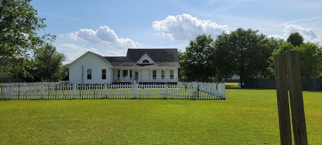 141 Travis Hill Road, Moncks Corner, SC 29461