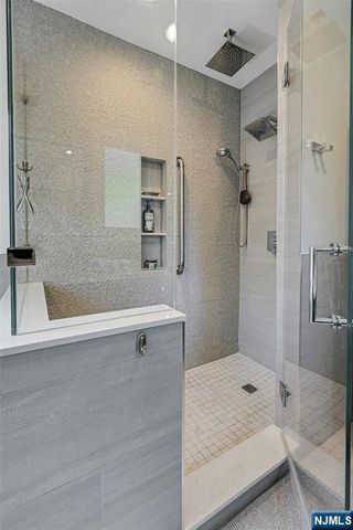 18 Gardiner Place, Montclair, NJ 07042