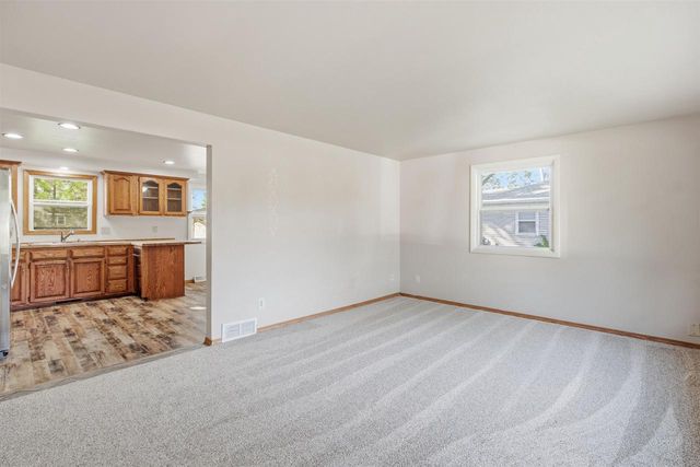 132 BLITHE STREET, Green Bay, WI 54303