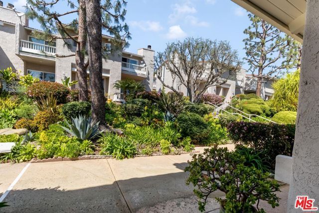 28390 Rey De Copas Lane, Malibu, CA 90265