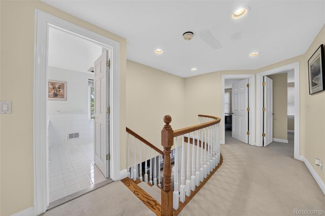 5369 W Bloomfield Lake Road, West Bloomfield Charter Township, MI 48323