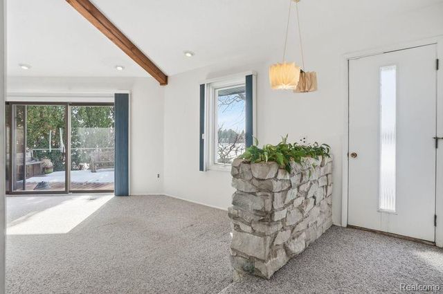 9136 Shinanguag Drive, Goodrich, MI 48438