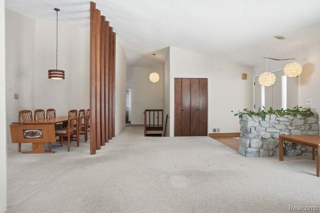 9136 Shinanguag Drive, Goodrich, MI 48438