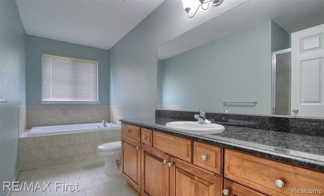 33201 Glengary Court, Sterling Heights, MI 48310