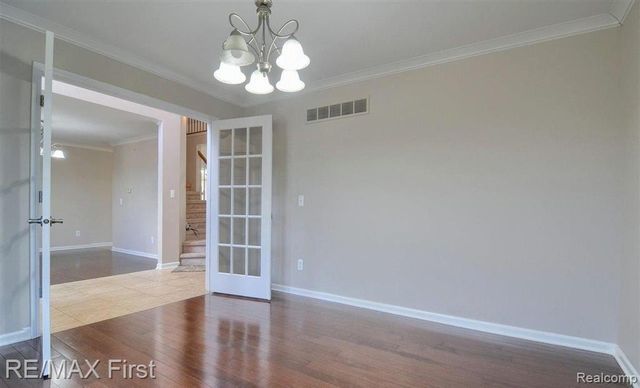 33201 Glengary Court, Sterling Heights, MI 48310