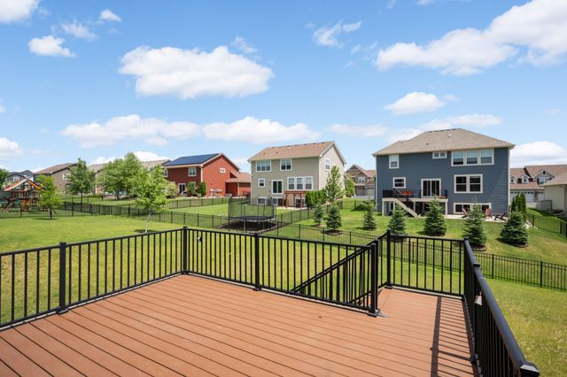 19250 Indora Trail, Lakeville, MN 55044