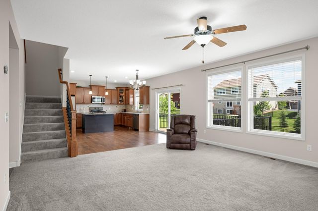 19250 Indora Trail, Lakeville, MN 55044