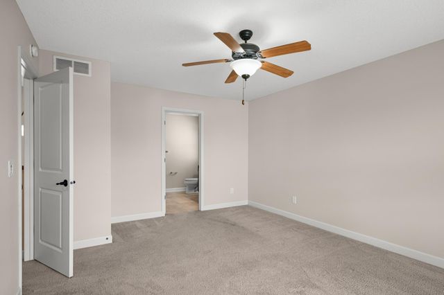19250 Indora Trail, Lakeville, MN 55044