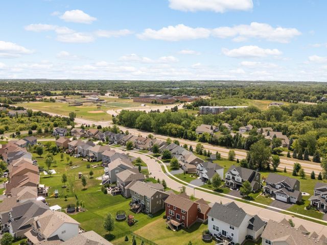 19250 Indora Trail, Lakeville, MN 55044