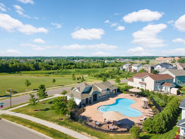 19250 Indora Trail, Lakeville, MN 55044