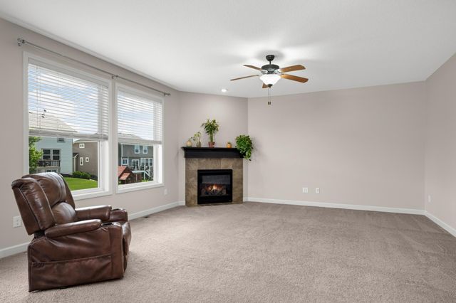 19250 Indora Trail, Lakeville, MN 55044