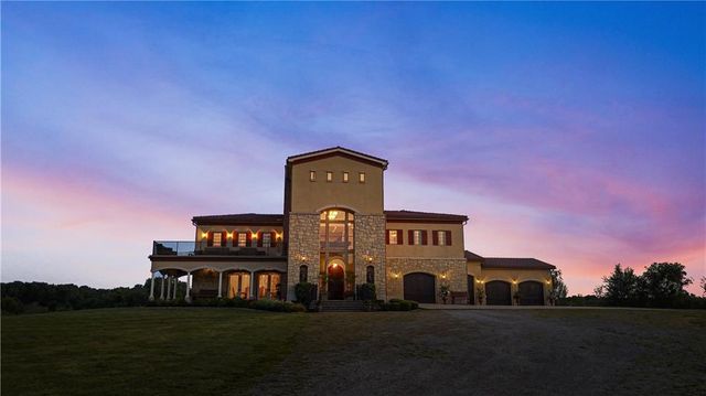 2343 N 600th Road, Edgerton, KS 66021