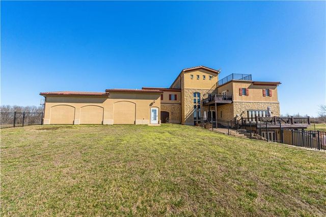 2343 N 600th Road, Edgerton, KS 66021