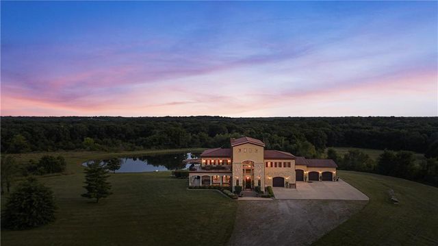 2343 N 600th Road, Edgerton, KS 66021