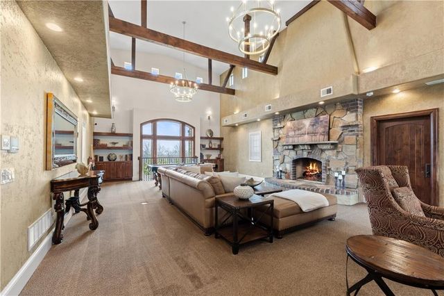 2343 N 600th Road, Edgerton, KS 66021