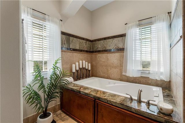 2343 N 600th Road, Edgerton, KS 66021