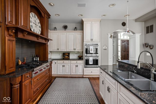 3463 Sedgemoor Circle, Carmel, IN 46032