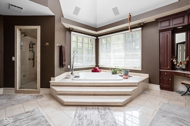 3463 Sedgemoor Circle, Carmel, IN 46032