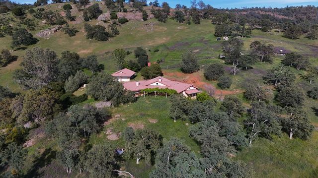 2428 Hunt Rd, Copperopolis, CA 95230
