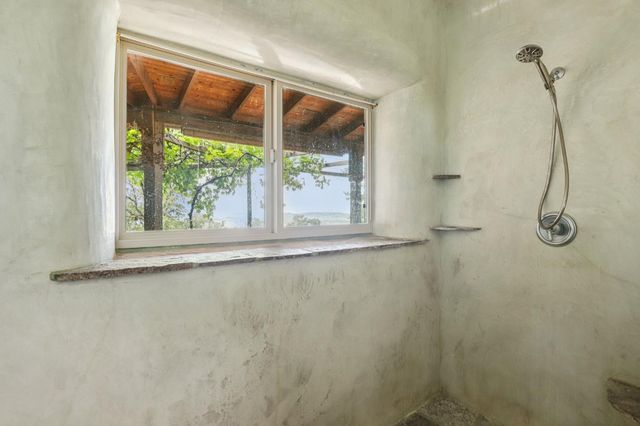 2428 Hunt Rd, Copperopolis, CA 95230