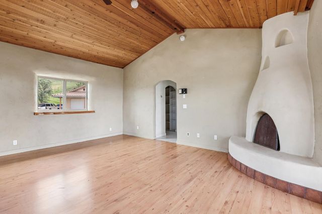 2428 Hunt Rd, Copperopolis, CA 95230