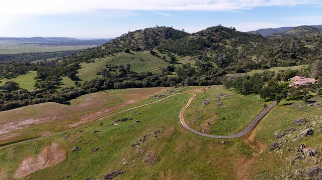 2428 Hunt Rd, Copperopolis, CA 95230