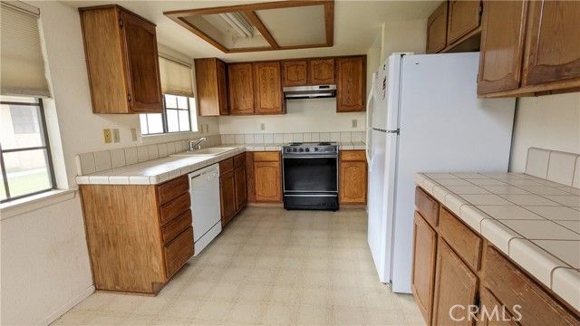 11682 Maple Street, Apple Valley, CA 92308