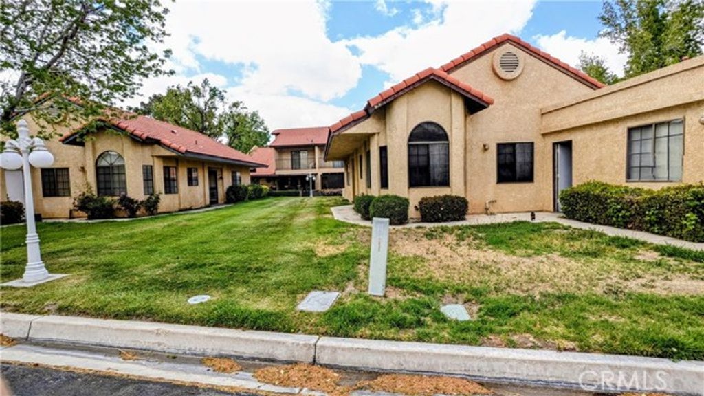 11682 Maple Street, Apple Valley, CA 92308