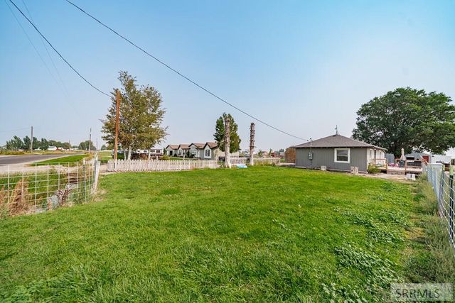 27 N 950 W, Blackfoot, ID 83221