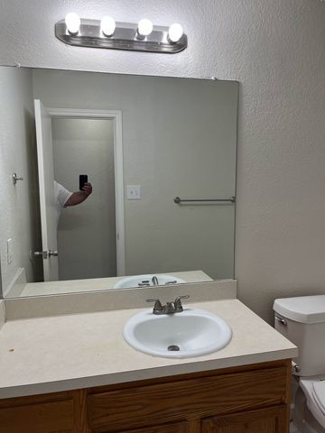 1348 E MADDOX, Fort Worth, TX 76104