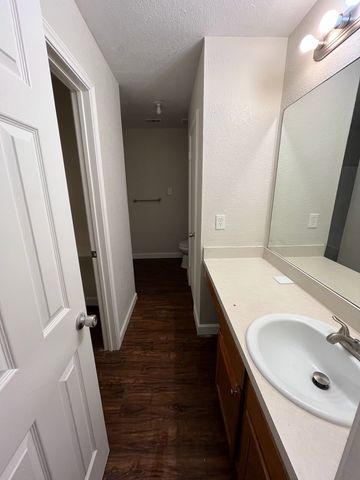 1348 E MADDOX, Fort Worth, TX 76104