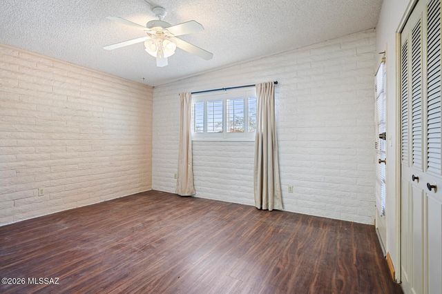 9901 E Discovery Drive, Tucson, AZ 85748