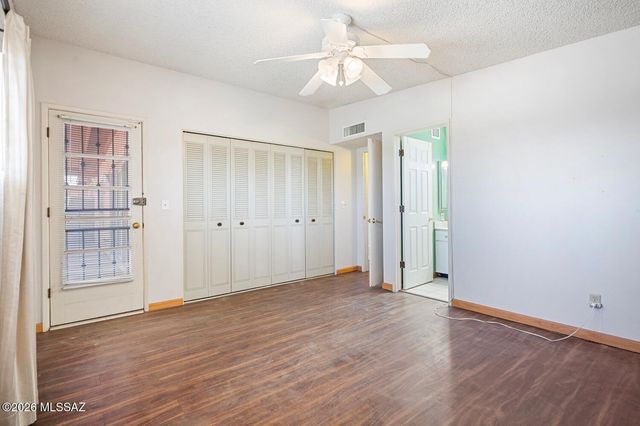9901 E Discovery Drive, Tucson, AZ 85748