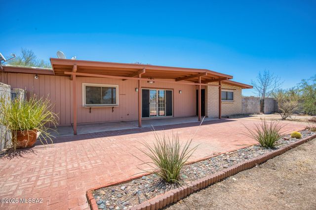 9901 E Discovery Drive, Tucson, AZ 85748