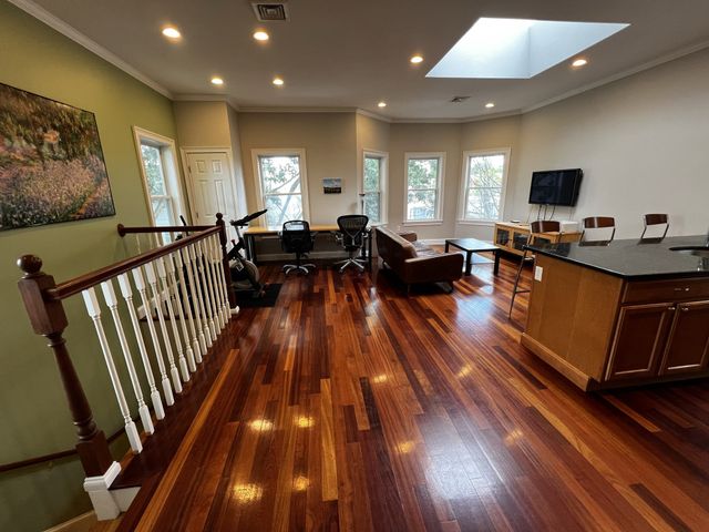 10 Bristol St. 3, Cambridge, MA 02141
