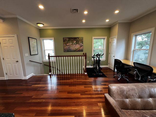 10 Bristol St. 3, Cambridge, MA 02141