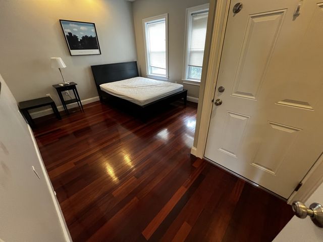 10 Bristol St. 3, Cambridge, MA 02141