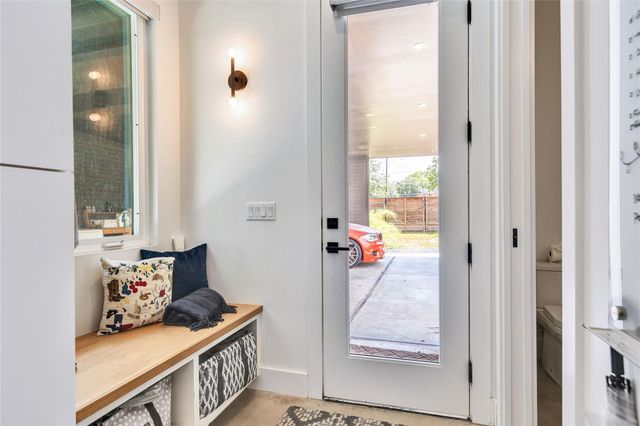 506 Powell CIR, Austin, TX 78704