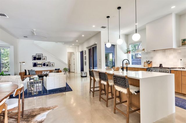 506 Powell CIR, Austin, TX 78704