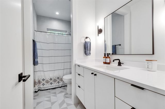 506 Powell CIR, Austin, TX 78704