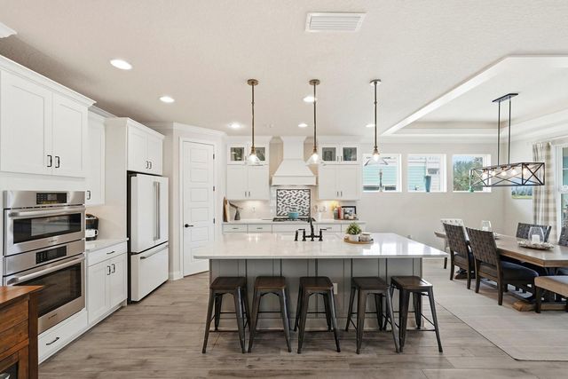 4 SUNRISE CIRCLE, Palm Coast, FL 32137