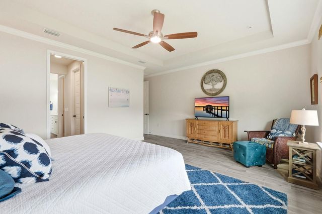 4 SUNRISE CIRCLE, Palm Coast, FL 32137