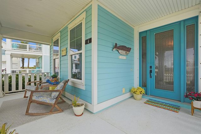 4 SUNRISE CIRCLE, Palm Coast, FL 32137